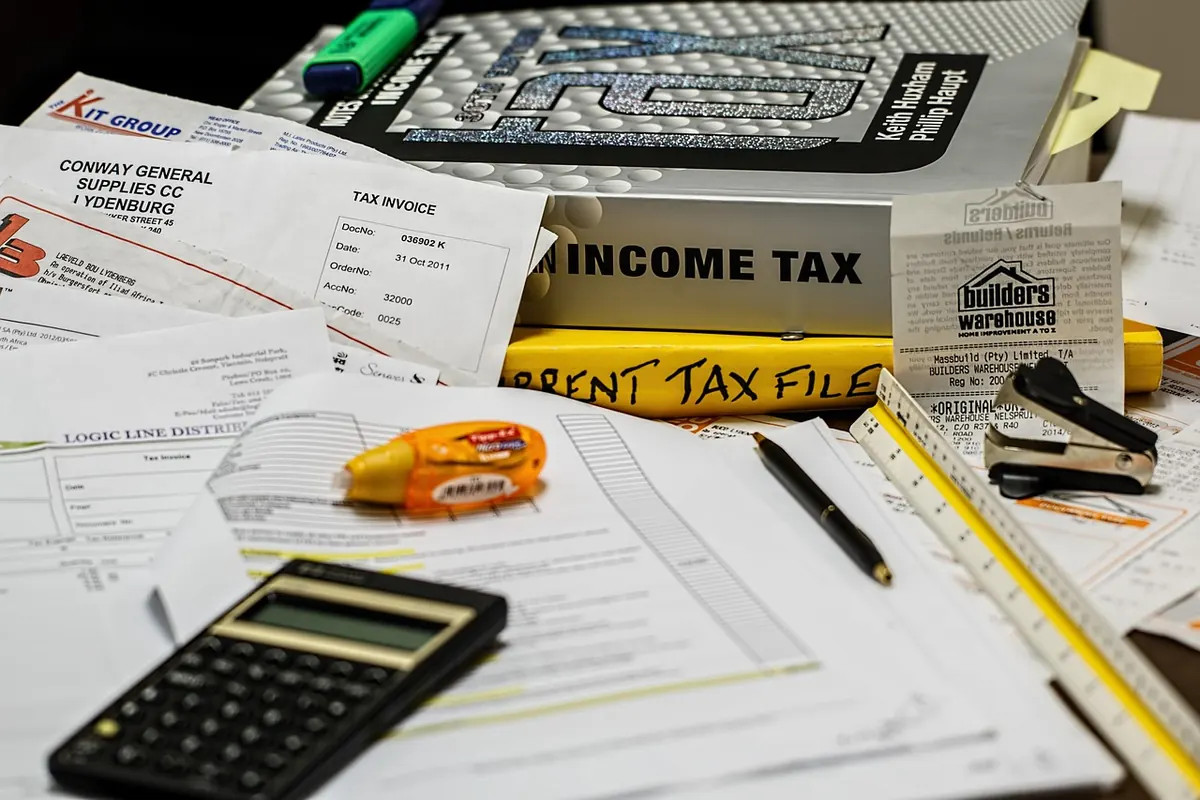 Paperwork Organisation for UK Homes: Bills, Warranties and Manuals